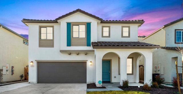 2701 Hawaiian Petrel Ave, Modesto, CA 95355