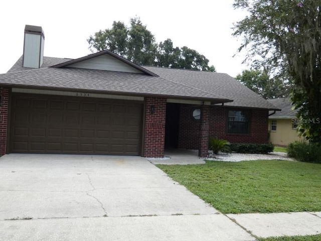 6534 Foxmoor Dr, Zephyrhills, FL 33542