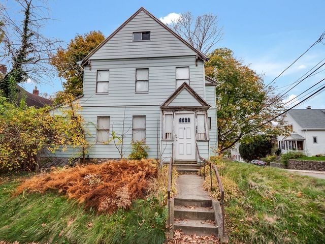 28 Conway St, Roslindale, MA 02131