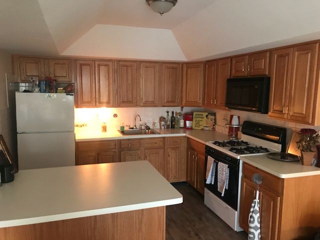 57 Richard Ln, Staten Island, NY 10314