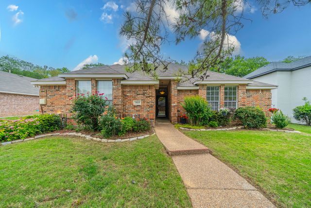 3819 Monte Carlo Ln, Denton, TX 76210