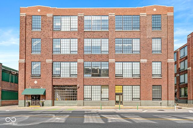 630 N  College Ave #204, Indianapolis, IN 46204
