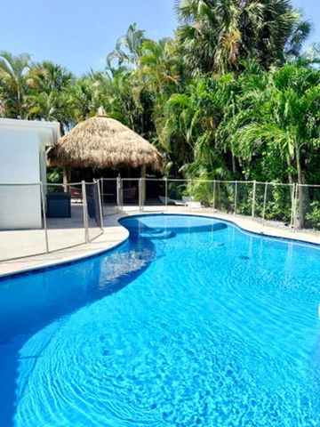 401 SE 3rd Ter, Deerfield Beach, FL 33441