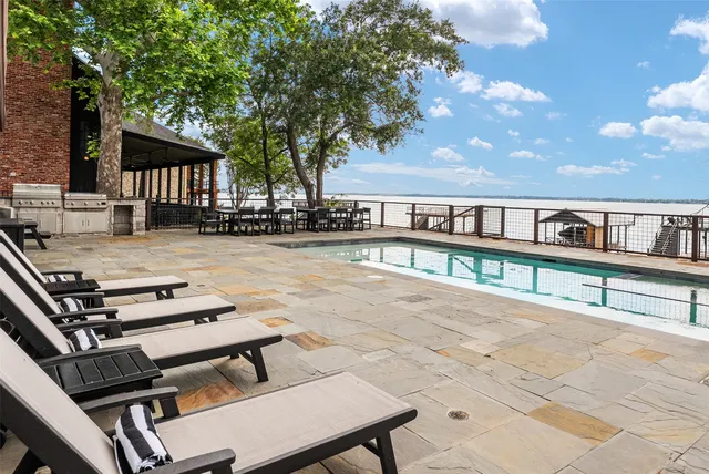 143 Shoreline Dr, Malakoff, TX 75148