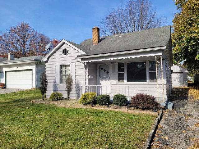 599 Sexton St, Struthers, OH 44471