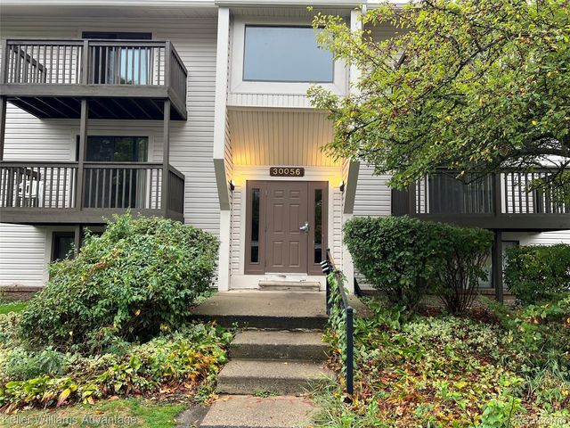 30056 W  Twelve Mile Rd #78, Farmington Hills, MI 48334