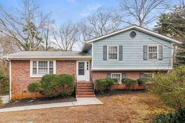 194 Stone Mill Ln NW, Marietta, GA 30064