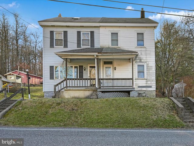 34 New Mines Rd, Branchdale, PA 17923