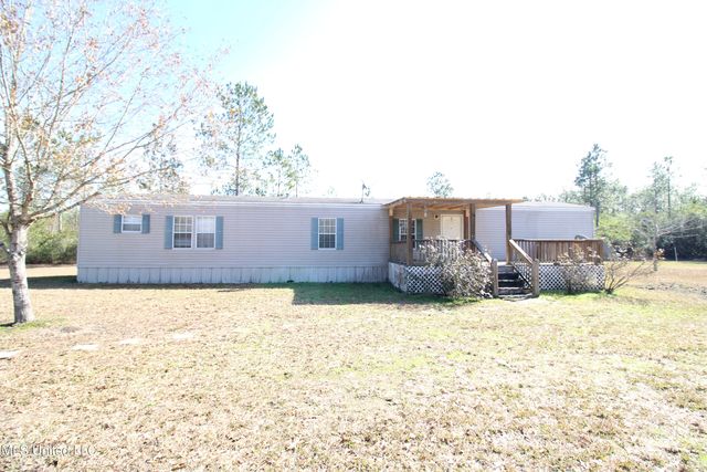 2424 Gibson Rd, Moss Point, MS 39562