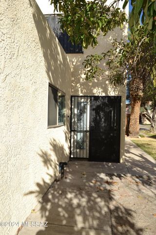 6725 E  Calle La Paz #C, Tucson, AZ 85715