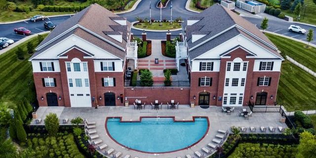 2498 Aristocracy Cir #33-2734, Lexington, KY 40509