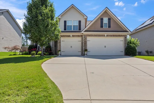 7334 Round Stone Dr, Graniteville, SC 29829