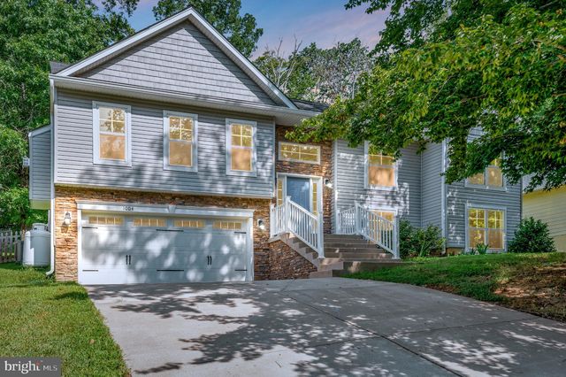 1004 Aquia Dr, Stafford, VA 22554