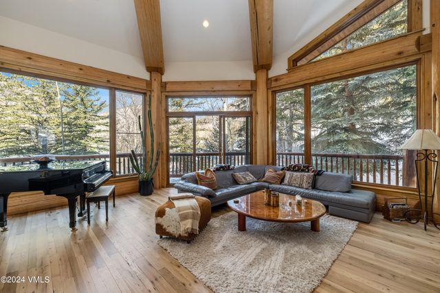 1319 Greenhill Ct, Vail, CO 81657