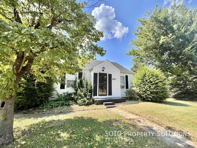 507 Harris St, Sikeston, MO 63801