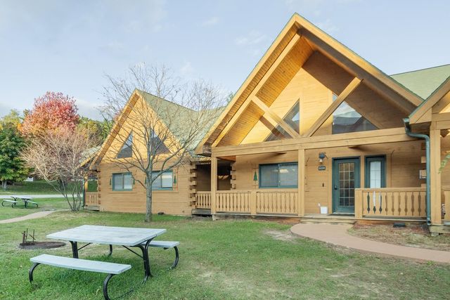 602 Yogi Cir, Warrens, WI 54666