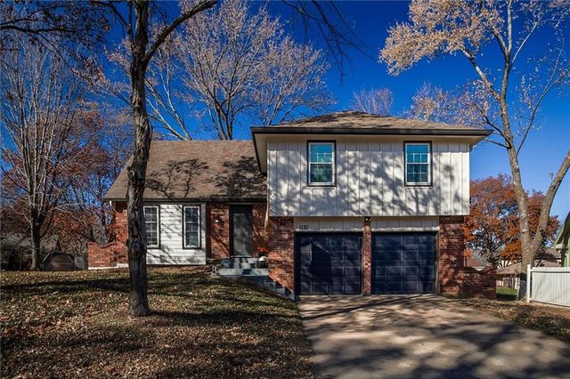 1131 N  Walker Ln, Olathe, KS 66061