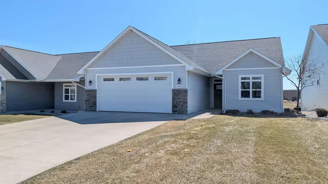 4499 W  Trasino Way, Appleton, WI 54913