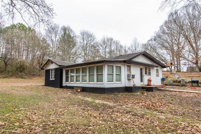 1866 Mount Zion Rd, Carrollton, GA 30117