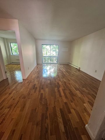 Address Not Disclosed, Yonkers, NY 10701