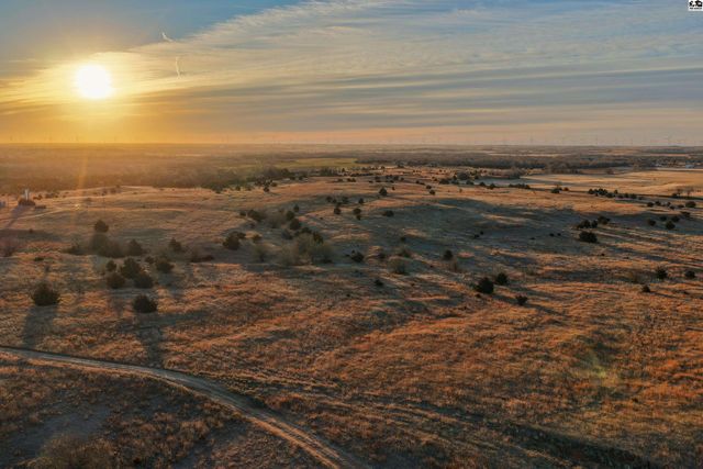 SW 130th St, Spivey, KS 67142
