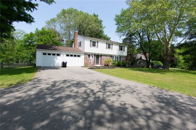 193 Thornell Rd, Pittsford, NY 14534