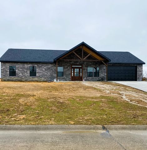 97 Harbour Pointe Dr, Williamstown, KY 41097