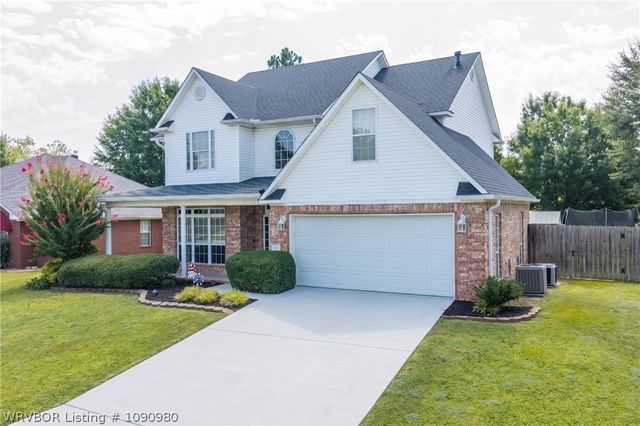 1520 Rockhurst Dr, Fort Smith, AR 72908