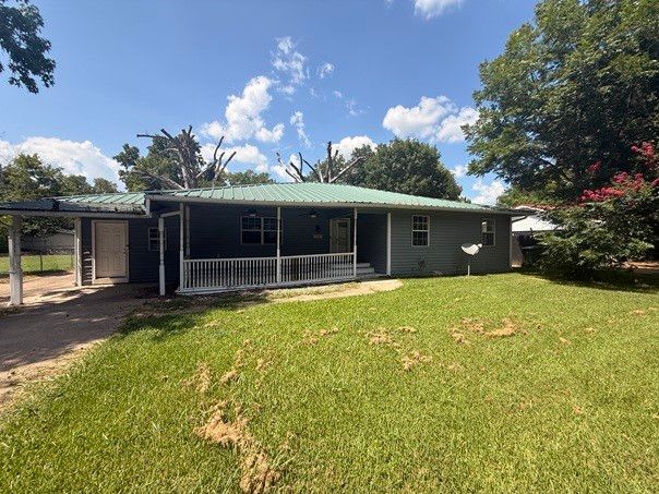 209 Lone Star Rd, Trinidad, TX 75163