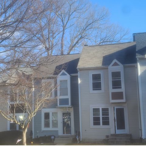 15205 Valley Stream Dr, Woodbridge, VA 22191
