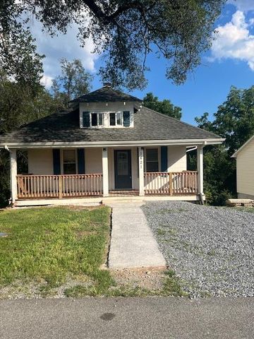 1421 Archbold Ave NE, Roanoke, VA 24012