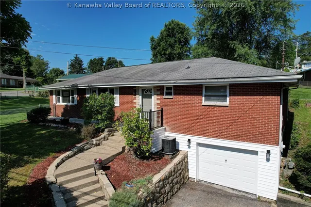 321 Atlas Rd, South Charleston, WV 25309