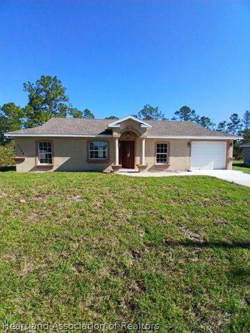 3339 Rhododendron Rd, Lake Placid, FL 33852