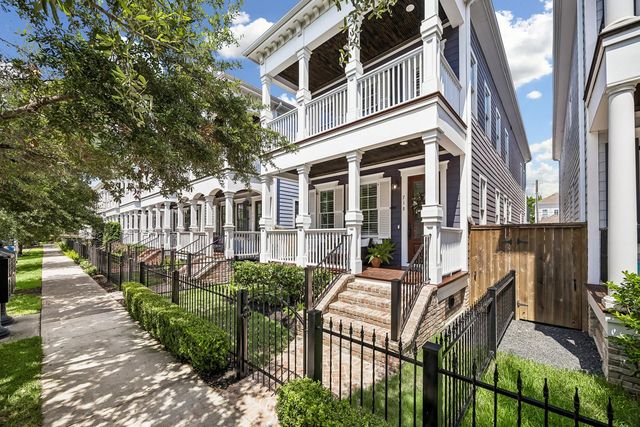 718 Ashland St, Houston, TX 77007