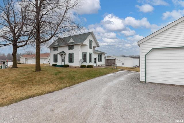 12505 70th Ave, Blue Grass, IA 52726