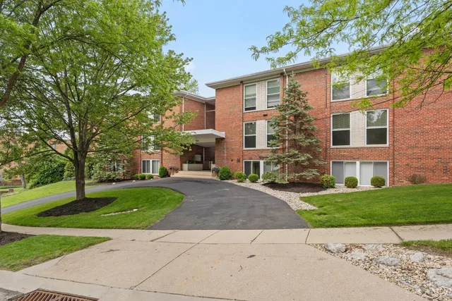 3566 Amberacres Dr #2, Cincinnati, OH 45237