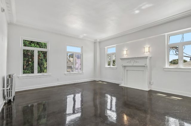 900 S  Serrano Ave #304, Los Angeles, CA 90006