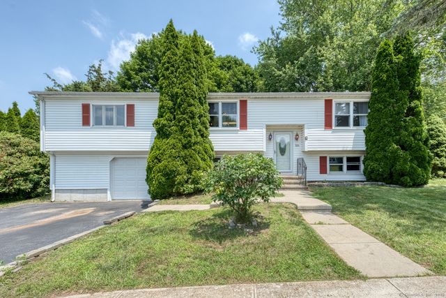106 Oxbow Drive, Willimantic, CT 06226