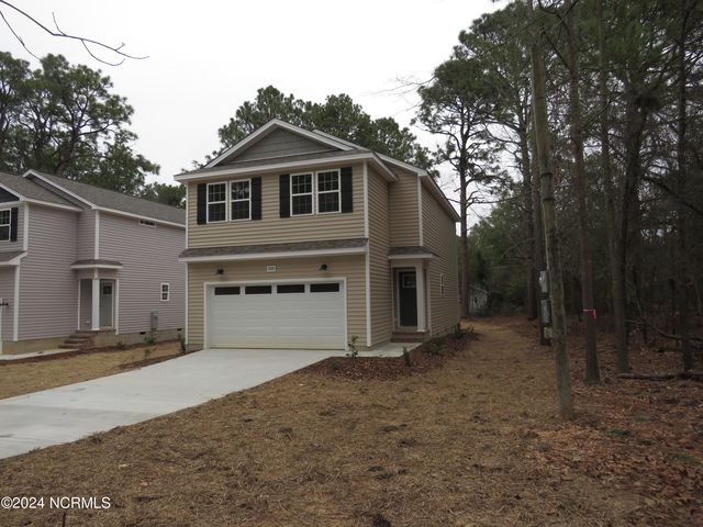 1505 W New York Avenue, Southern Pines, NC 28387