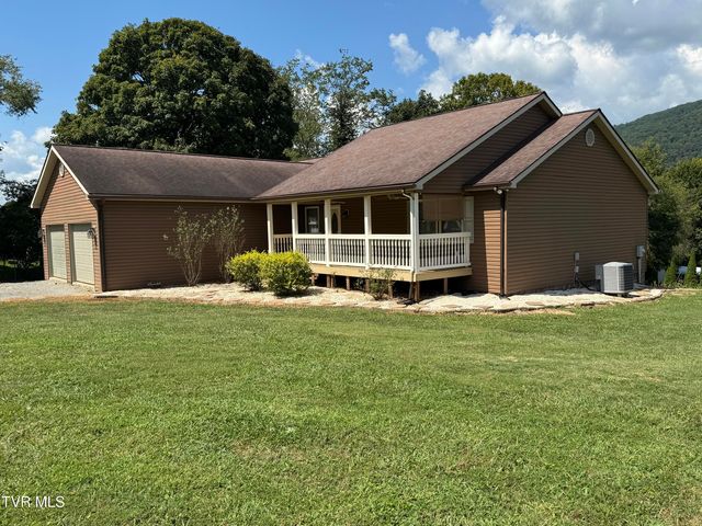 207 Deep Springs Rd, Dryden, VA 24243