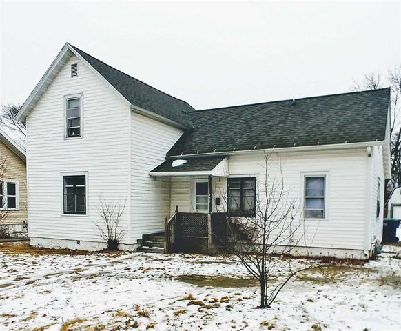507 N  3rd Ave, Wausau, WI 54401