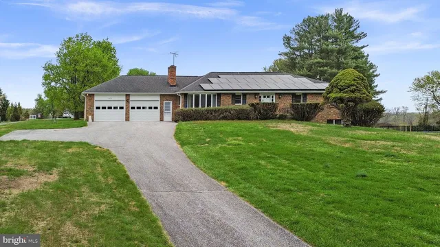 15840 A E Mullinix Rd, Woodbine, MD 21797