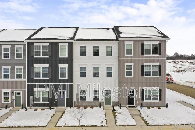 413 Eclipse St, Charles Town, WV 25414