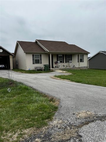 423 Windy Hill Rd, Horse Cave, KY 42749