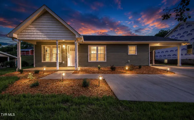 1651 Siam Rd, Elizabethton, TN 37643