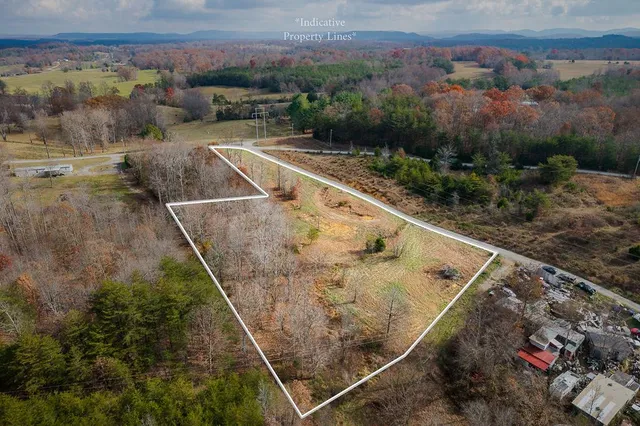 106 Panther Ln, Cookeville, TN 38506