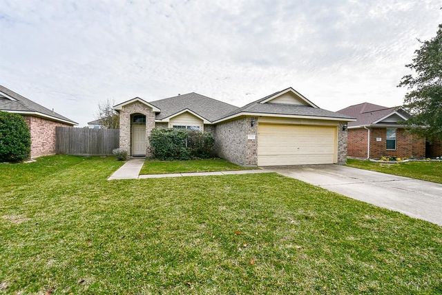 15006 Sparks Ct, Cove, TX 77523