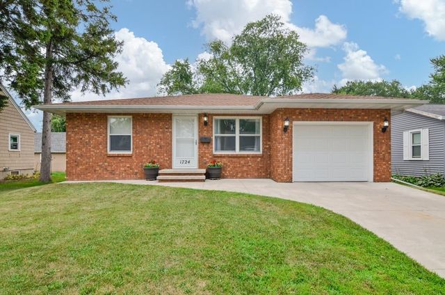 1724 N  Ullman St, Appleton, WI 54911