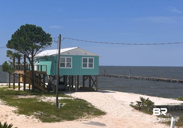 2465 Choctaw Rd, Gulf Shores, AL 36542