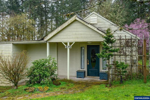 575 SW Hill Dr, Willamina, OR 97396